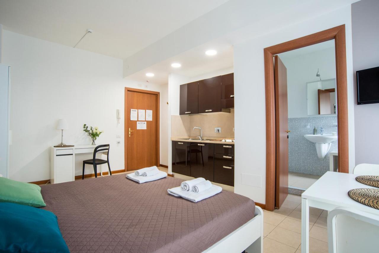 Residenza Conti Aparthotel Róma Kültér fotó
